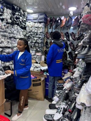 Bee & Dee Staff Member 2